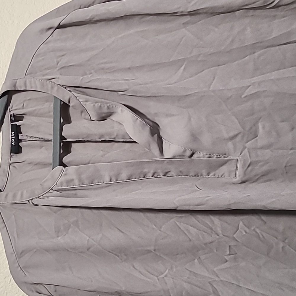 APT 9 cap sleeve top